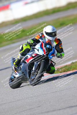 media/Jan-20-2023-Fastrack Riders (Fri) [[f2ad32aba3]]/Private/session 4 turn 6/